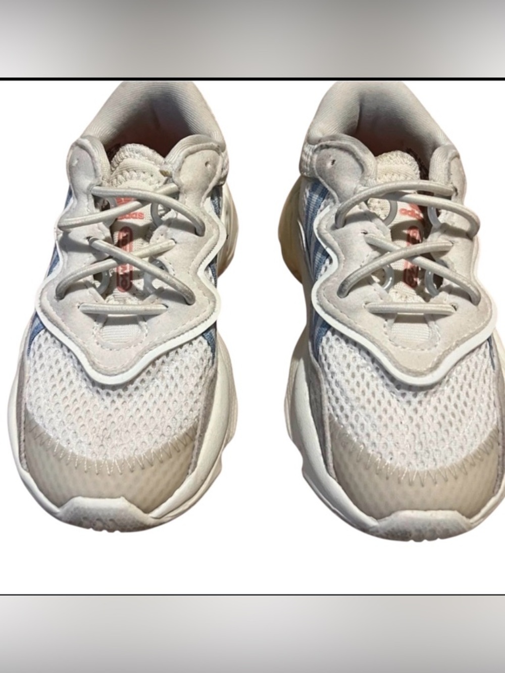 Ozweego Adidas Sneakers
